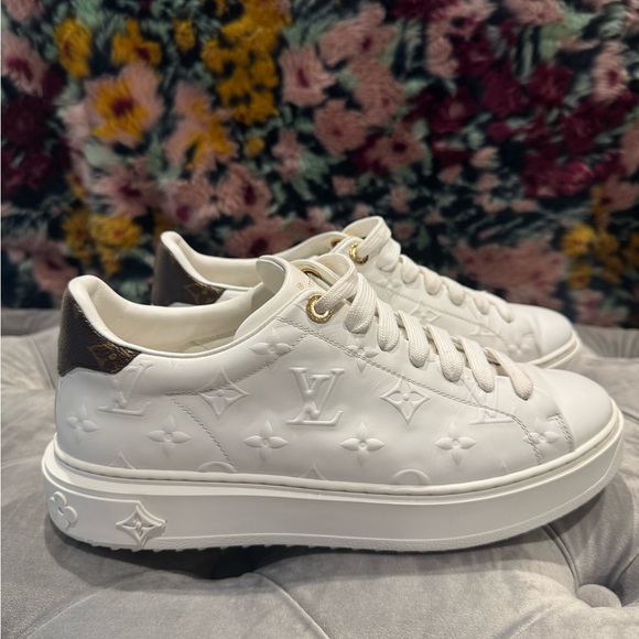 Louis Vuitton White Embossed Time Out Women's Sneakers 9.5 - Picture 1 of 10